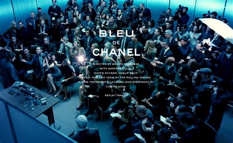 bleu de chanel commercial christmas|bleu De Chanel commercial woman.